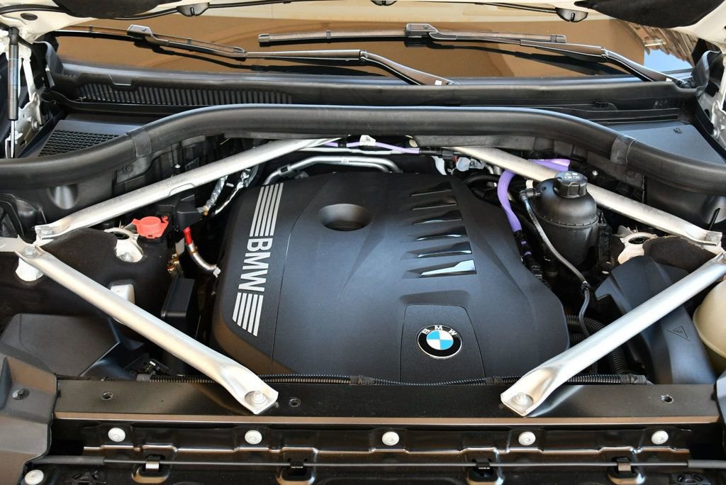 Used 2024 BMW X7 xDrive40i w/ M Sport Package image 67