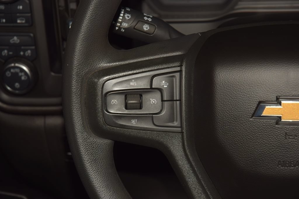 Used 2023 Chevrolet Silverado 1500 Custom AWD/4WD image 35