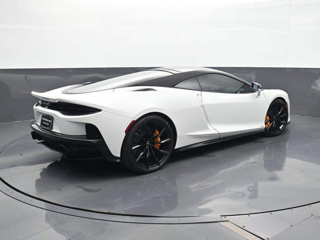 Used 2025 McLaren GTS RWD image 17
