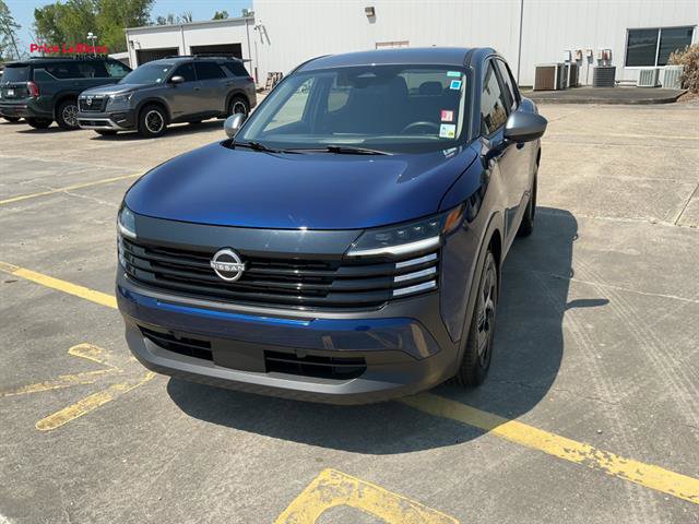 Used 2025 Nissan Kicks SV image 13