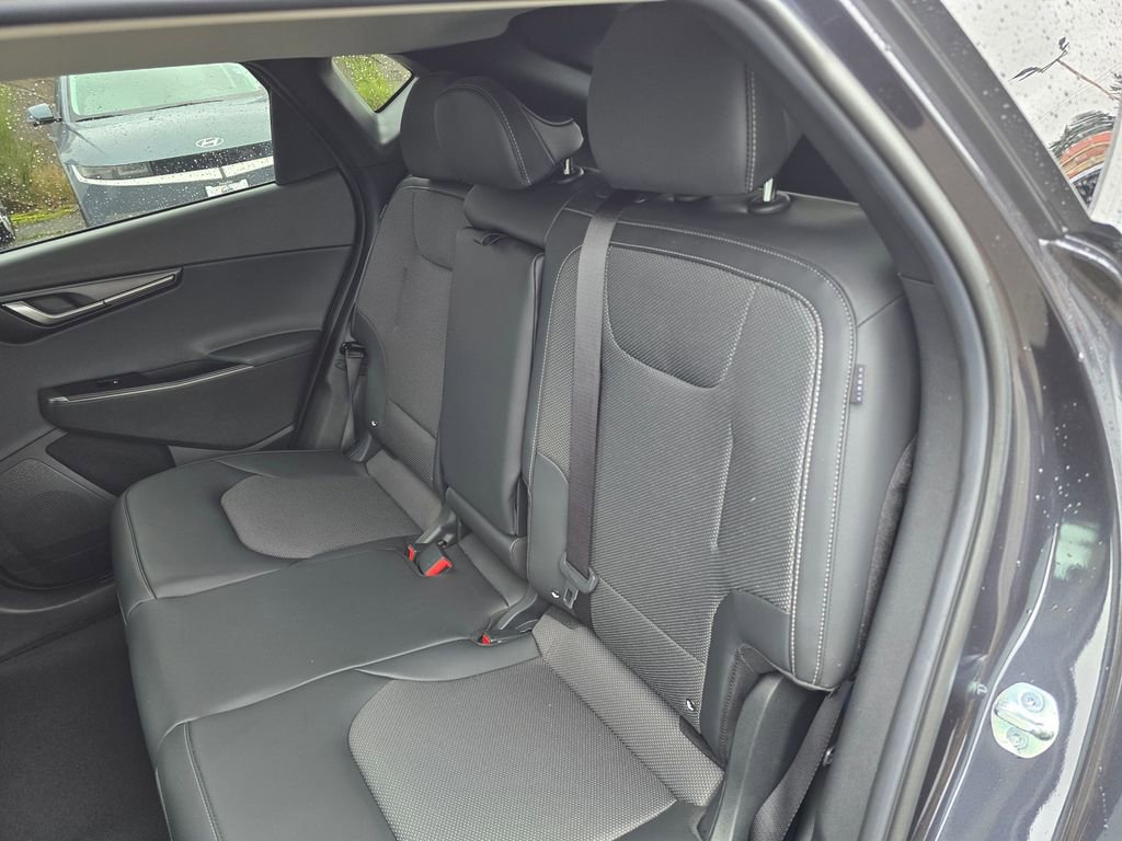 Used 2025 Kia EV6 Light w/ Light LR Technology Package image 17