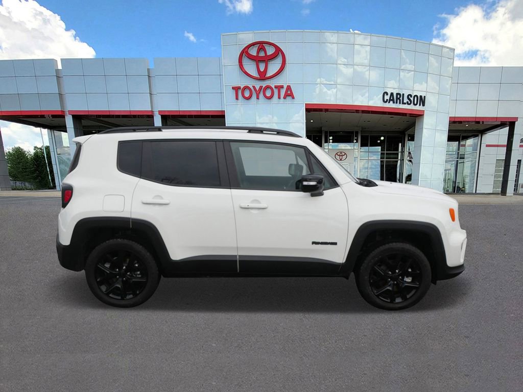Used 2022 Jeep Renegade Altitude w/ Convenience Group image 4