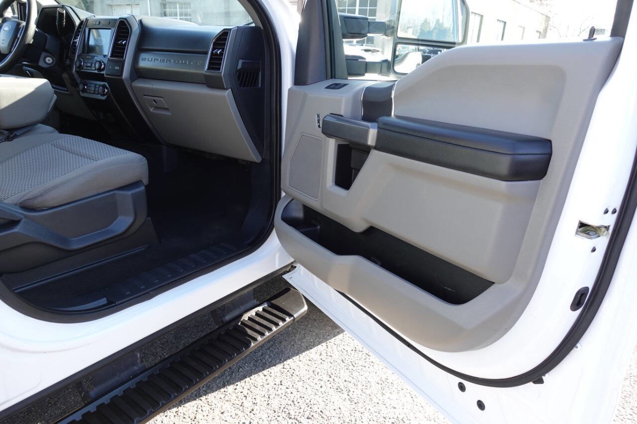 Used 2022 Ford F350 XLT w/ XLT Value Package image 32