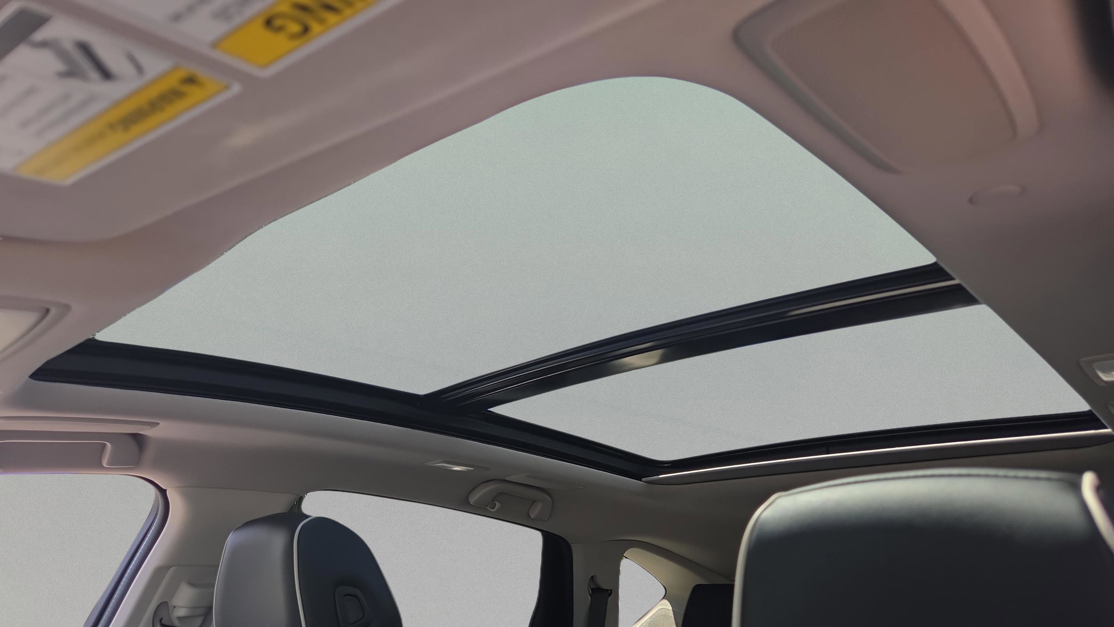 Certified 2019 Acura RDX AWD w/ Advance Package image 23