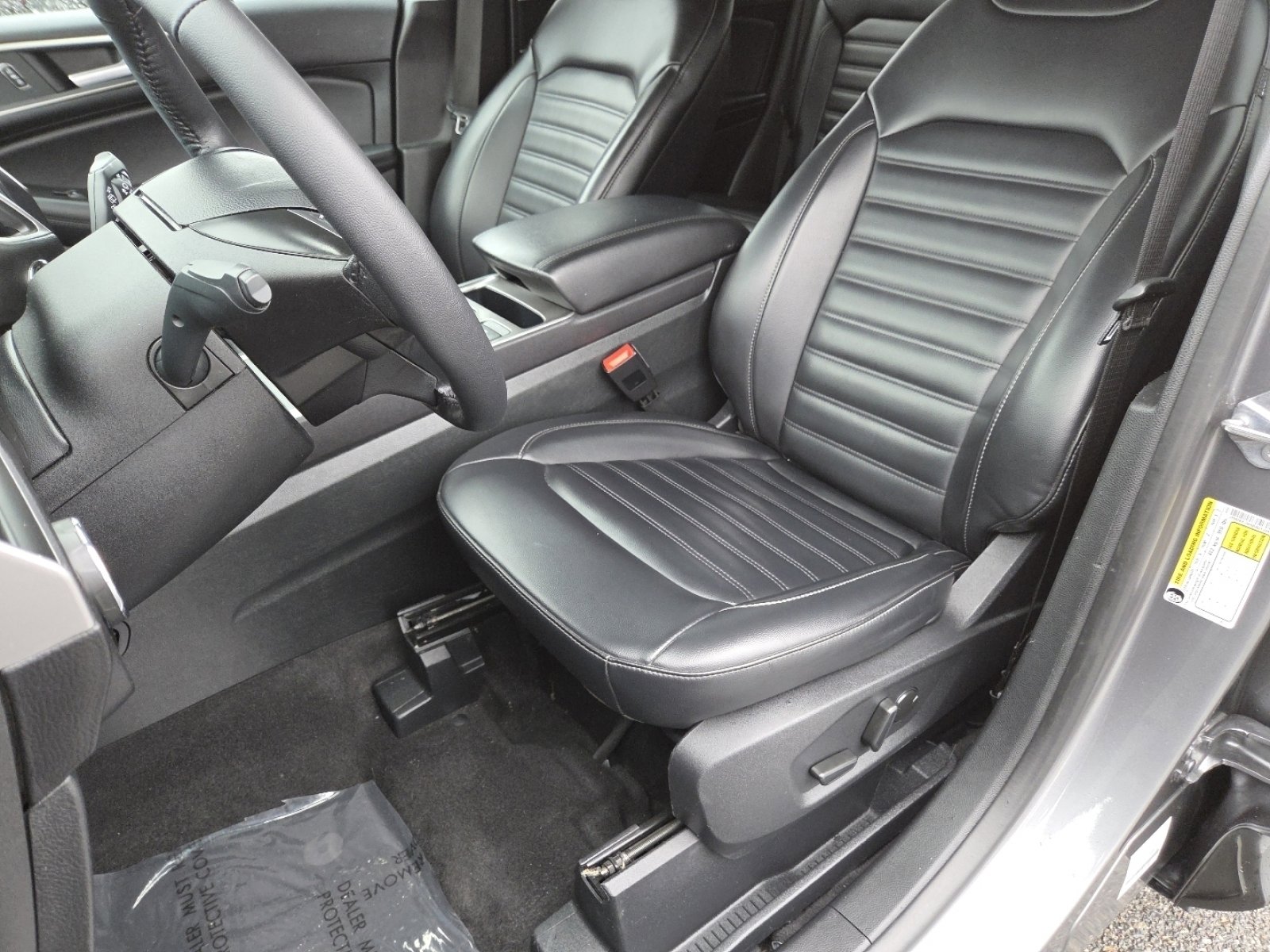 Used 2024 Ford Edge SEL image 26