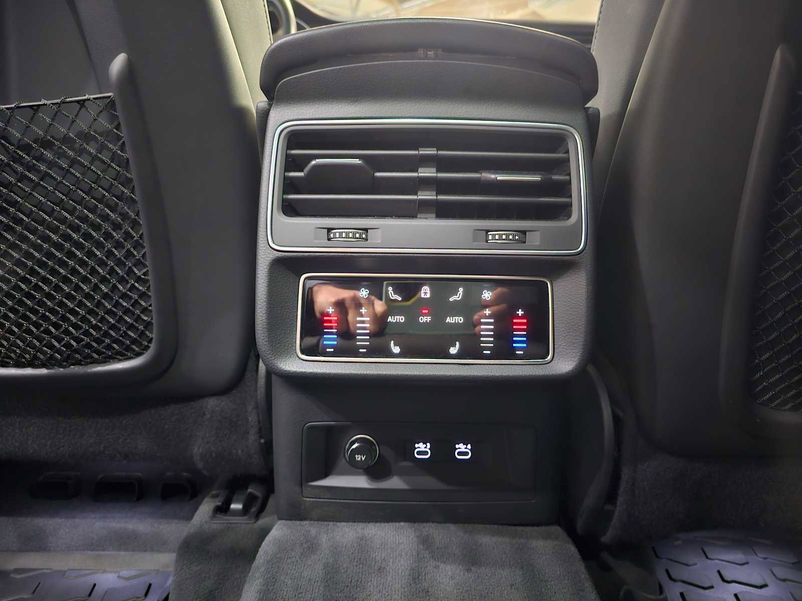 Used 2021 Audi Q8 Premium Plus w/ Premium Plus Package image 18