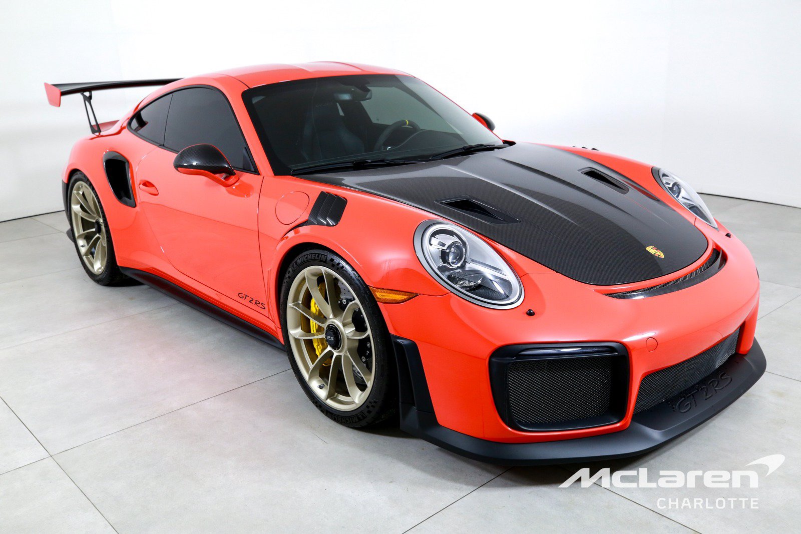 Used 2018 Porsche 911 GT2 RS RWD image 3