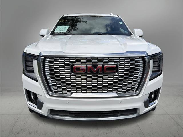 Used 2024 GMC Yukon XL Denali AWD/4WD image 2