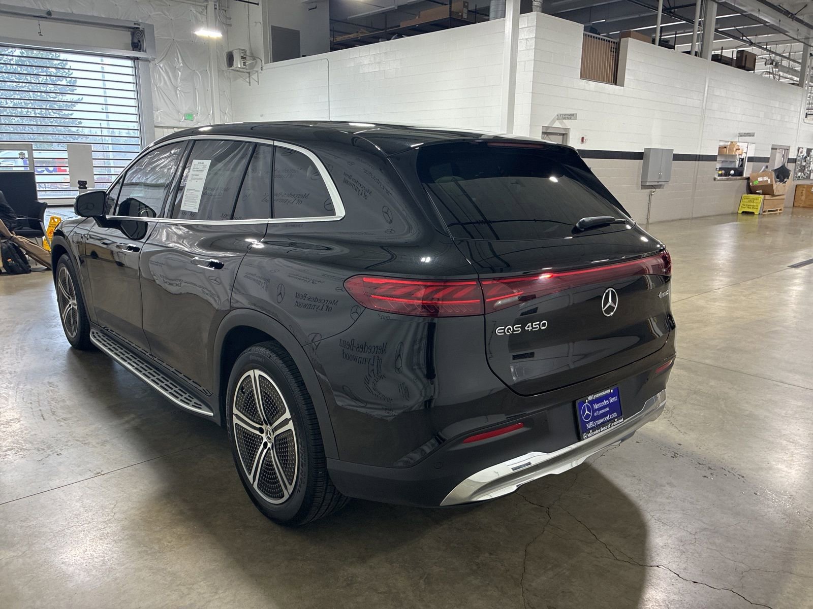 Used 2023 Mercedes-Benz EQS 450+ 4MATIC SUV image 4