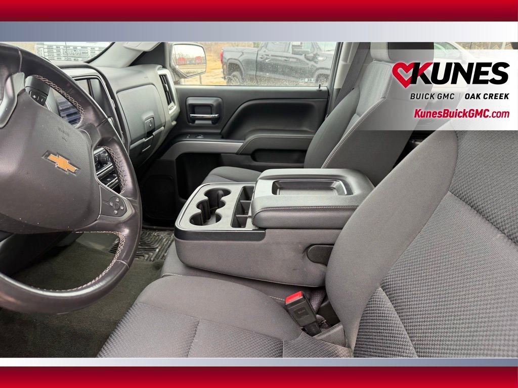 Used 2017 Chevrolet Silverado 1500 LT w/ All Star Edition image 4