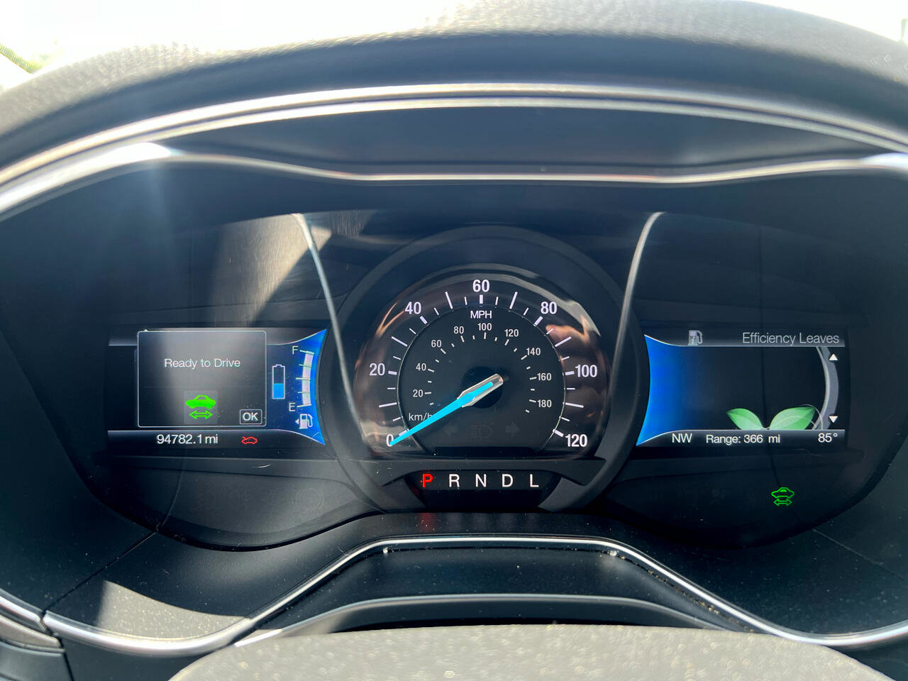 Used 2018 Ford Fusion SE image 15