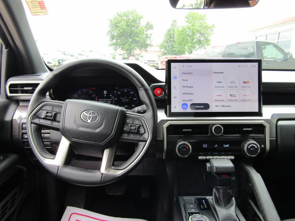 Used 2025 Toyota Tacoma TRD Off-Road AWD/4WD image 5