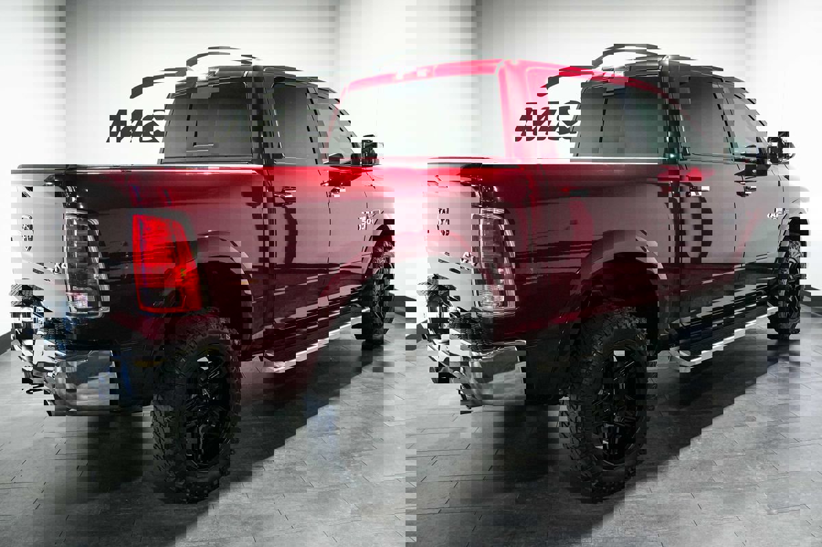 Used 2018 RAM 1500 Laramie image 5