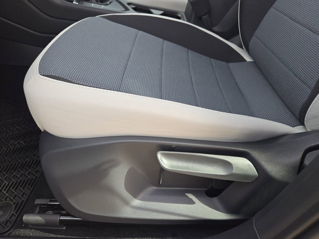 New 2026 Volkswagen Taos S image 18