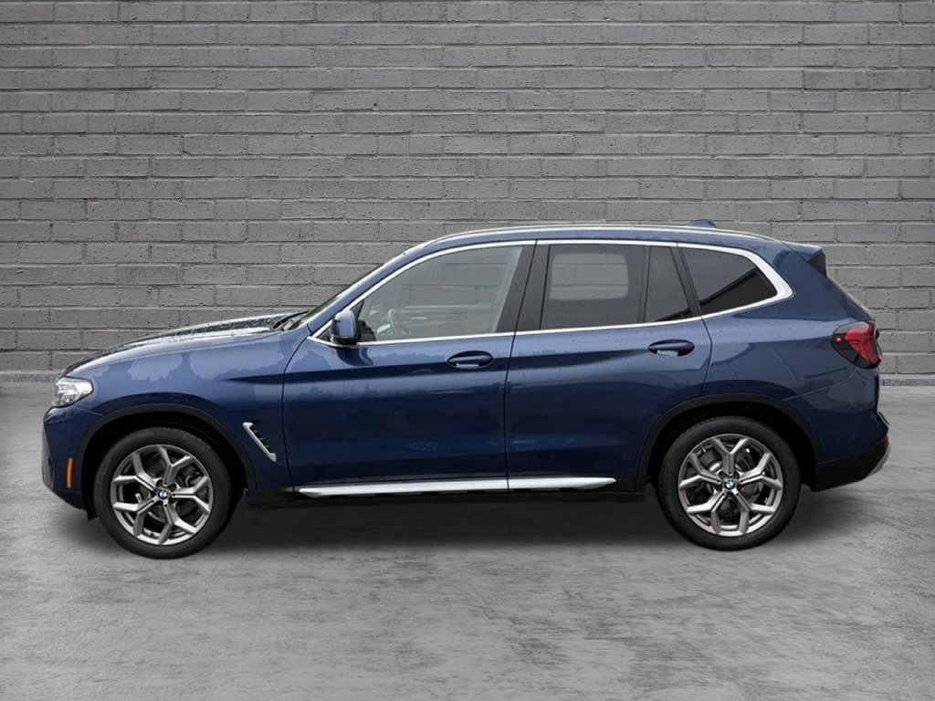 Used 2023 BMW X3 xDrive30i w/ Convenience Package w/ZPA AWD/4WD image 3