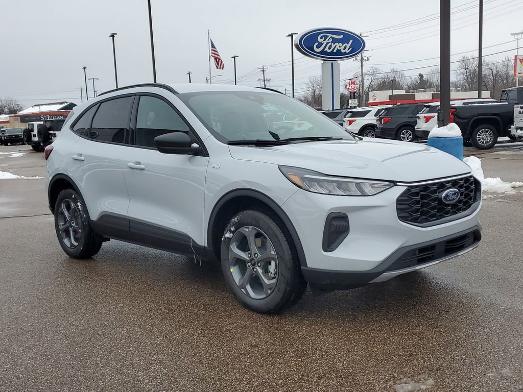 New 2026 Ford Escape ST-Line w/ Tech Pack #1 image 2