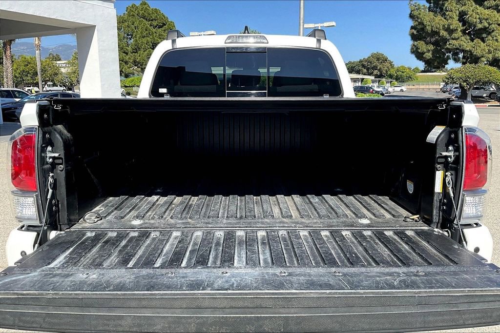 Used 2021 Toyota Tacoma TRD Off-Road w/ Technology Package image 7