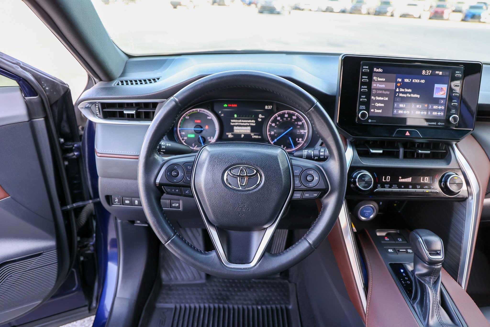 Certified 2022 Toyota Venza XLE AWD/4WD image 45