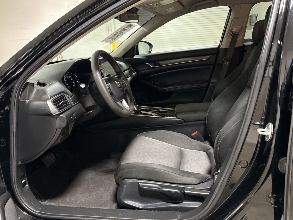 Used 2022 Honda Accord LX image 19