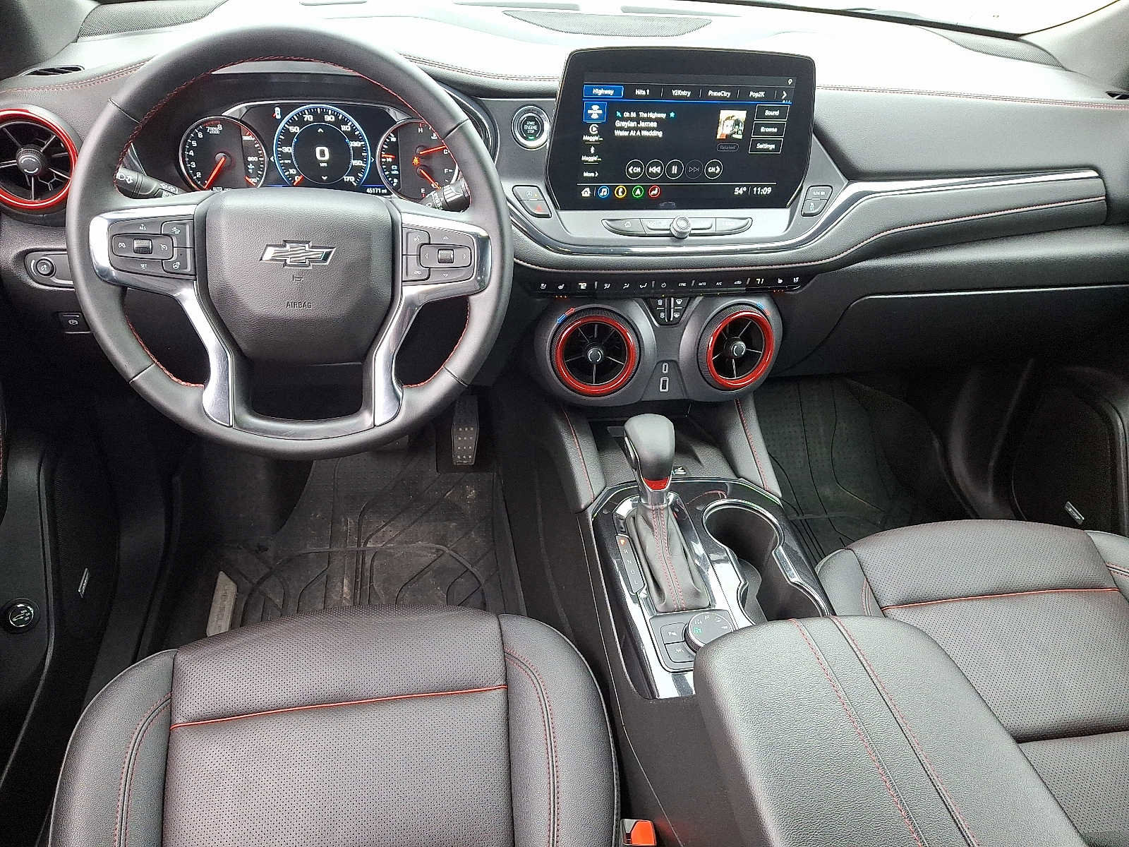 Used 2024 Chevrolet Blazer RS w/ Driver Confidence II Package image 12