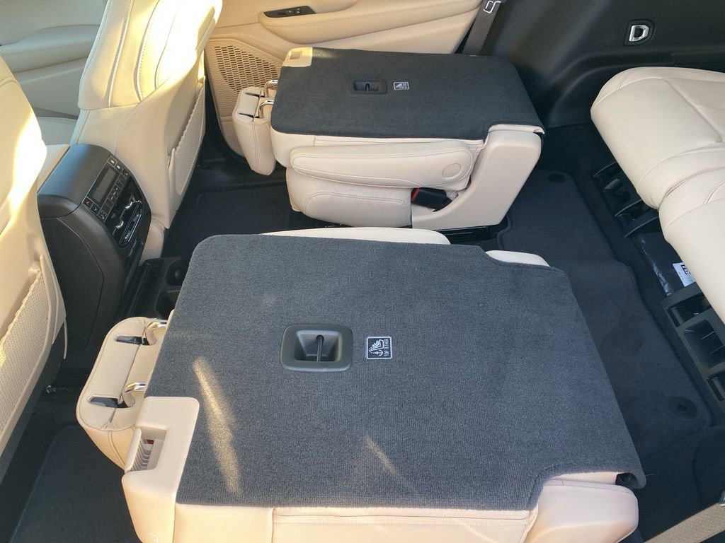 New 2025 Jeep Grand Cherokee L Limited image 42