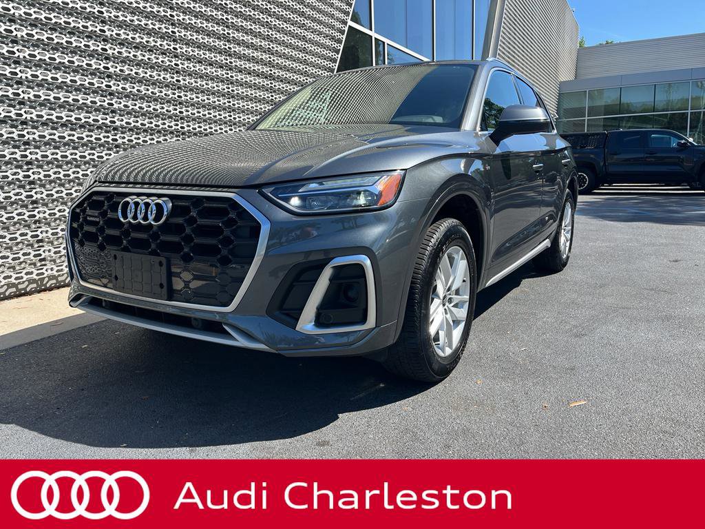Used 2023 Audi Q5 2.0T Premium w/ Convenience Package image 1