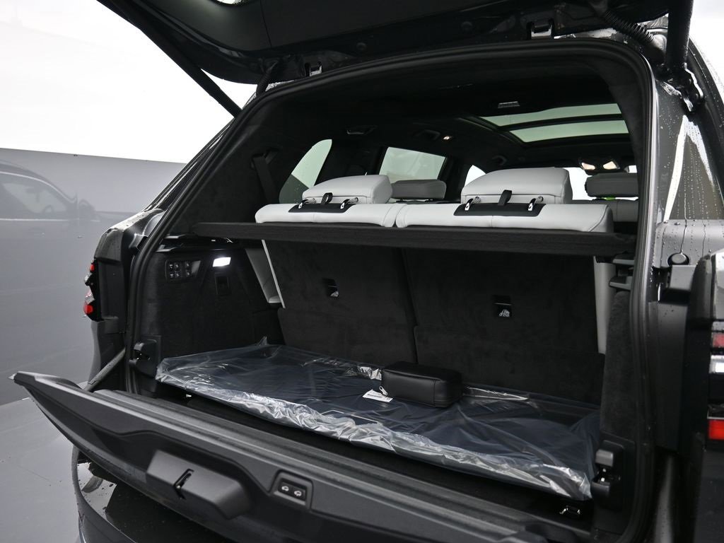 New 2026 BMW X7 xDrive40i image 11