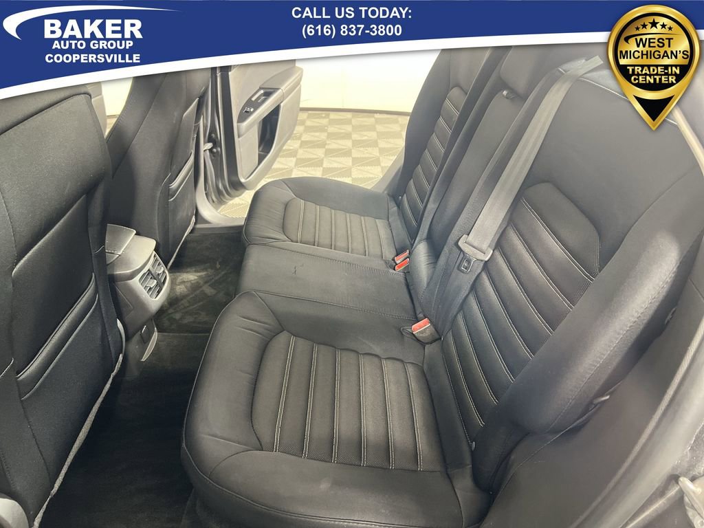 Used 2015 Ford Fusion SE image 22