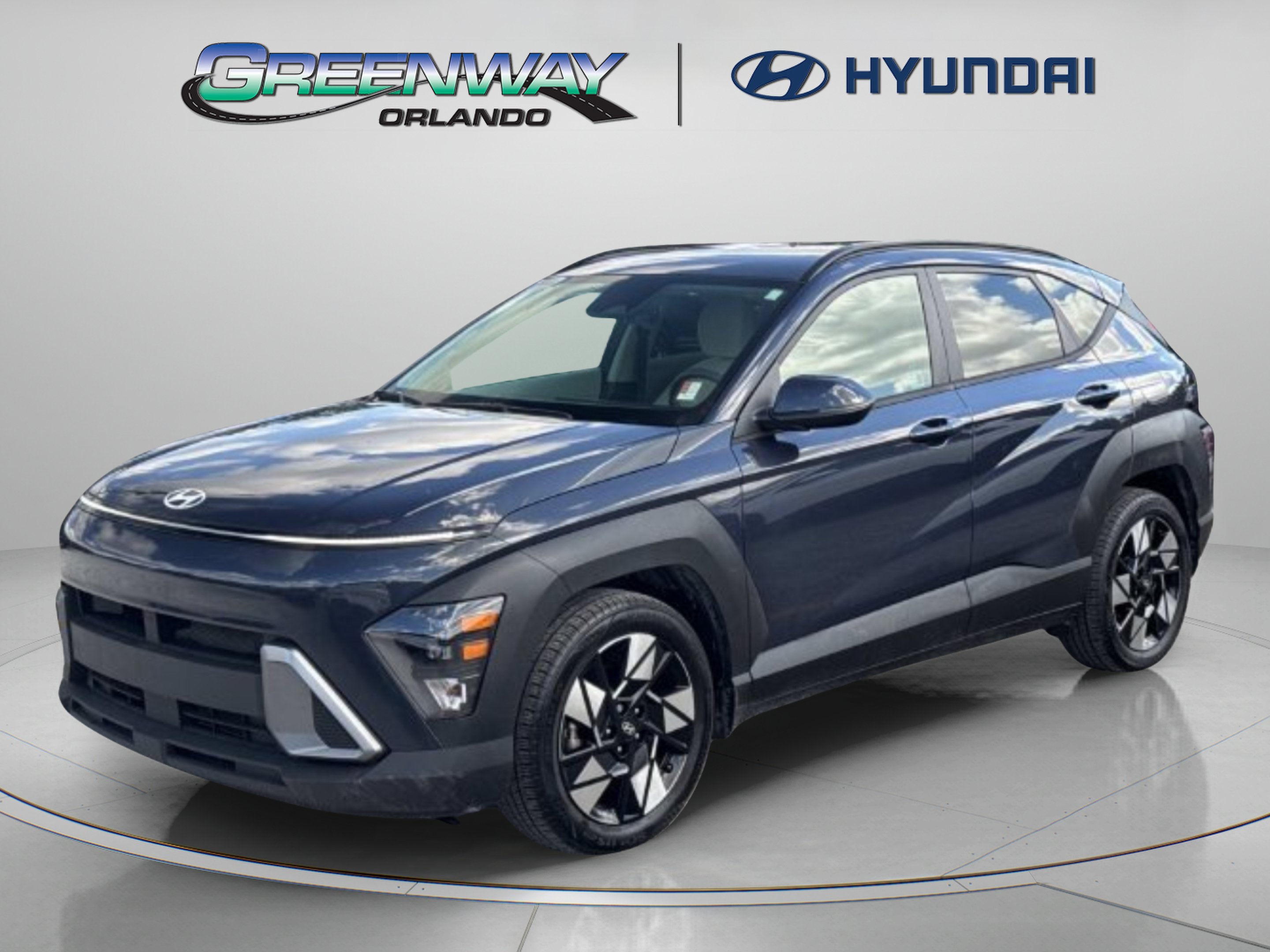 Used 2024 Hyundai Kona SEL w/ Convenience Package FWD image 3
