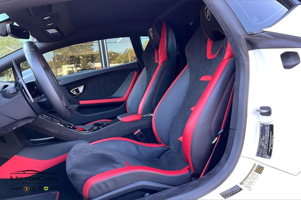 Used 2023 Lamborghini Huracan Tecnica image 17