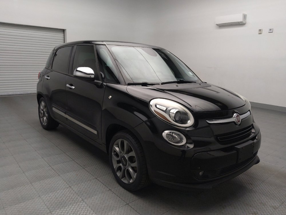 Used 2017 FIAT 500L Lounge w/ Dual-Pane Sunroof Package image 13