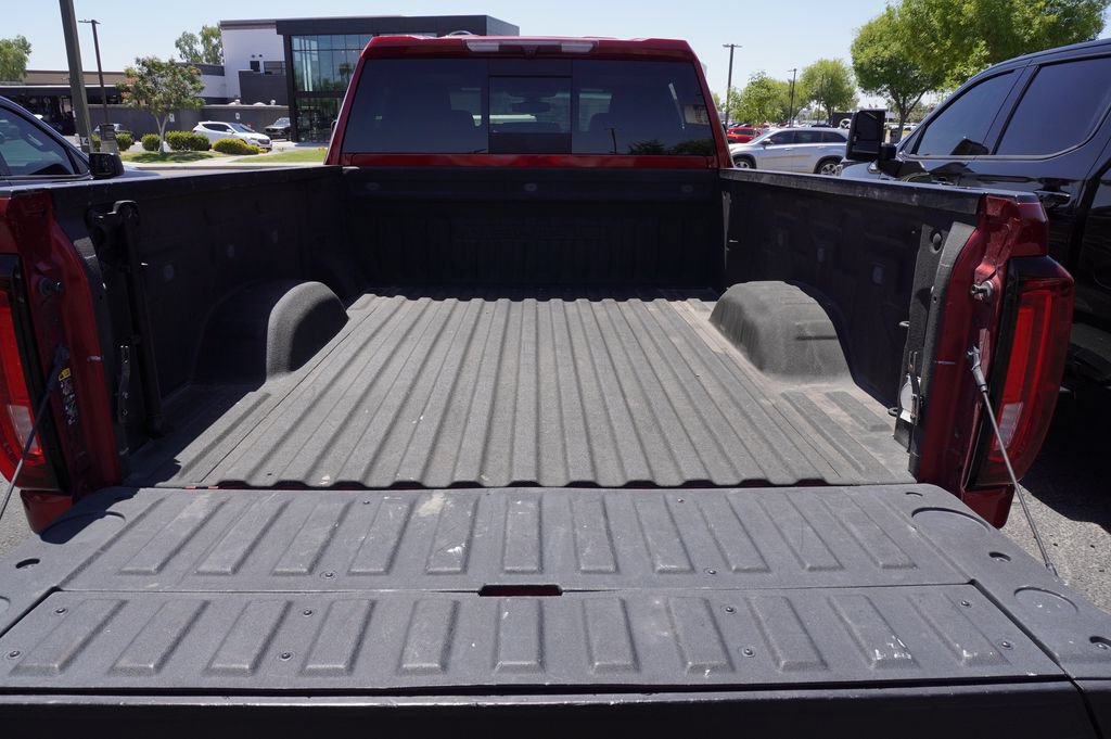 Used 2022 GMC Sierra 3500 Denali AWD/4WD image 9