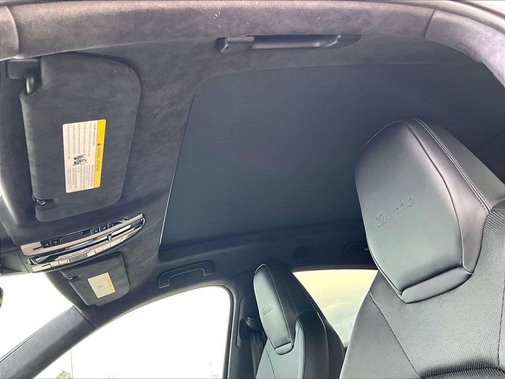 Used 2023 Porsche Cayenne Turbo image 18