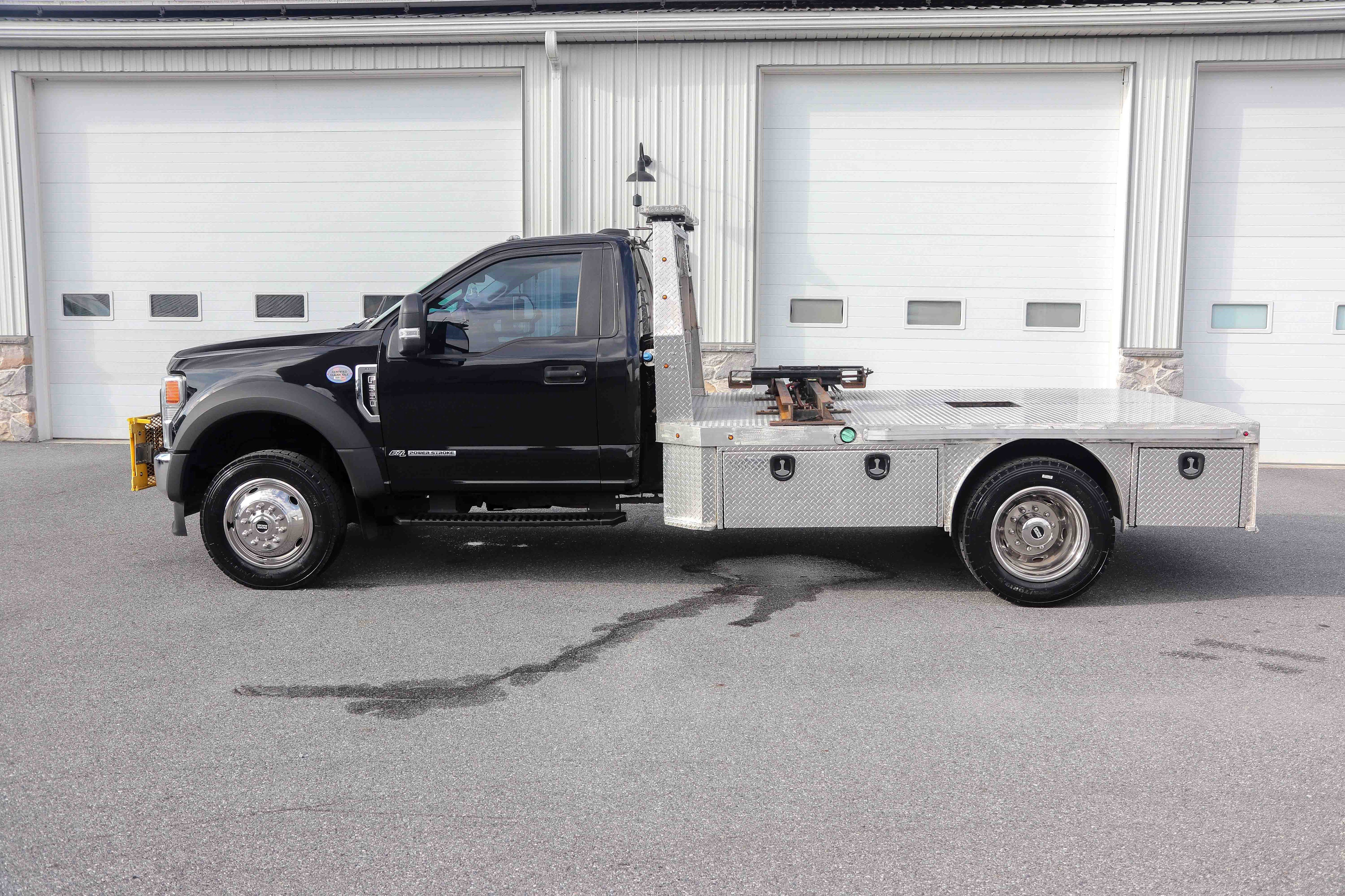 Used 2022 Ford F550 4x4 Regular Cab Super Duty w/ Power Equipment Group image 6