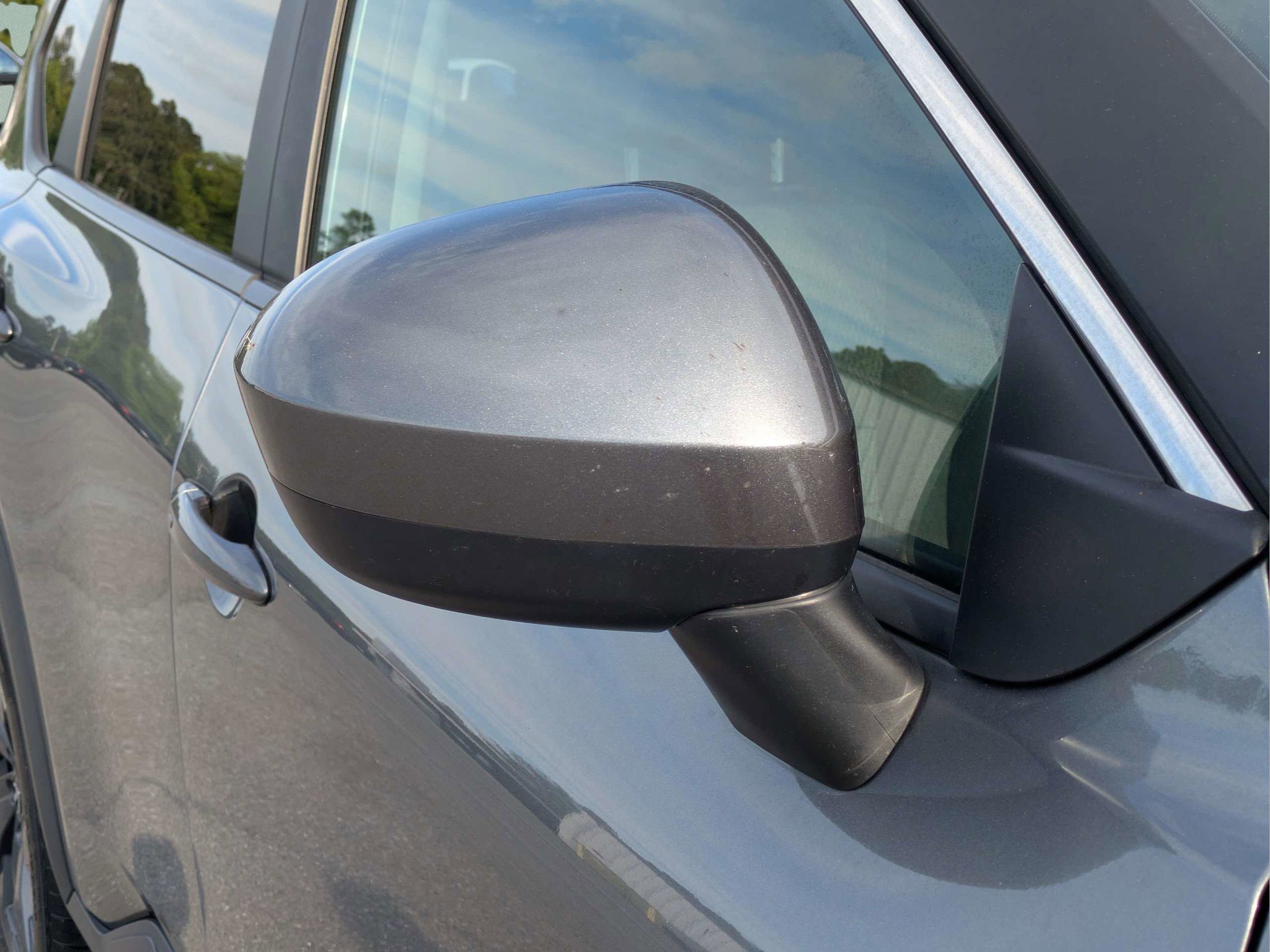Used 2024 Nissan Rogue SV FWD image 30