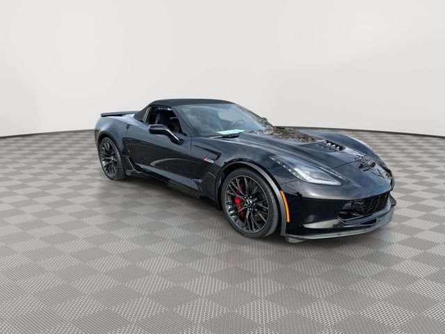 Used 2016 Chevrolet Corvette Z06 w/ 3LZ Preferred Equipment Group image 2