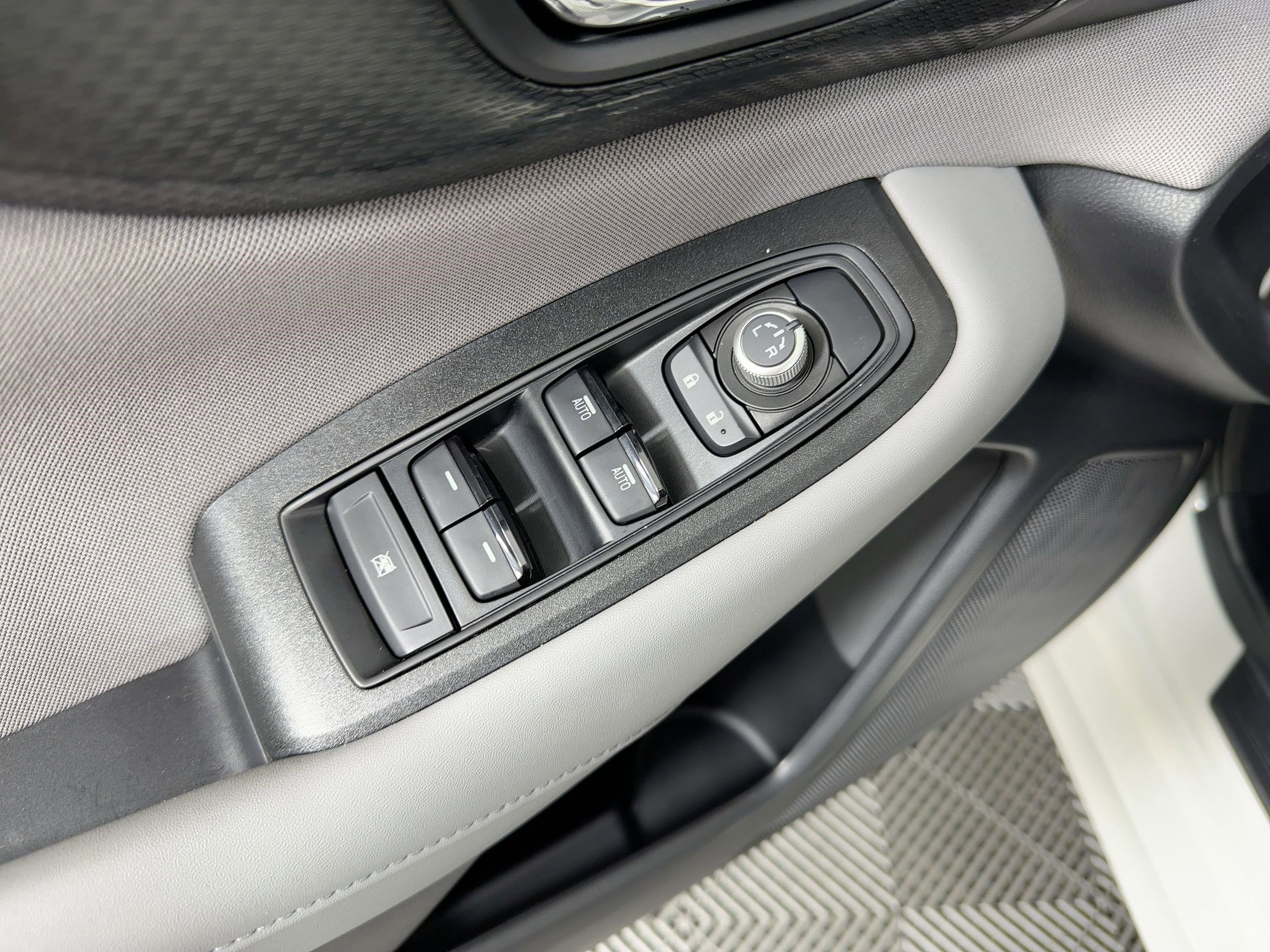 Used 2025 Subaru Legacy Premium image 19