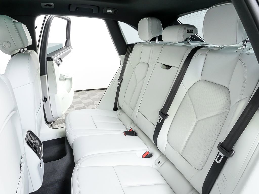 New 2026 Porsche Macan S AWD/4WD image 22