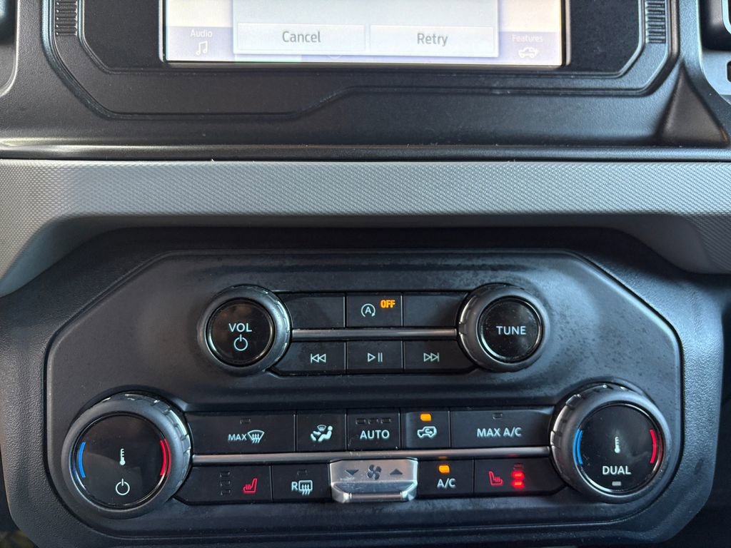 Used 2022 Ford Bronco Black Diamond image 25