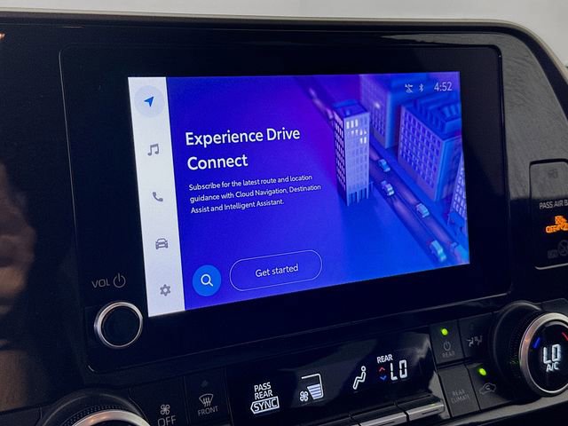 Certified 2025 Toyota Highlander LE image 16