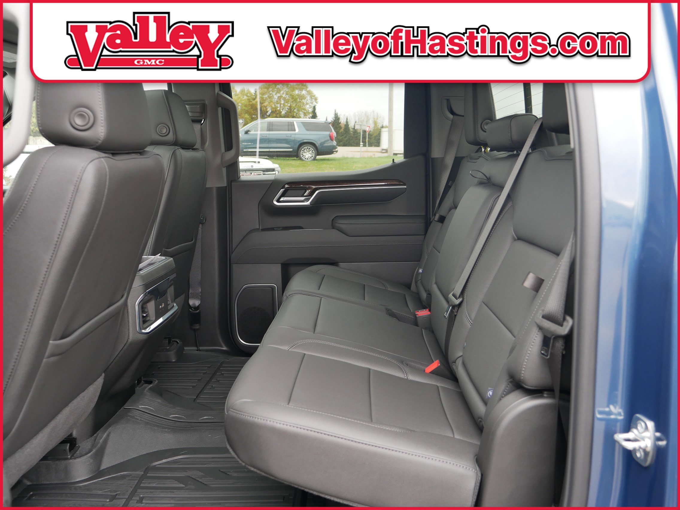 New 2026 GMC Sierra 1500 Elevation w/ Elevation Premium Package image 8