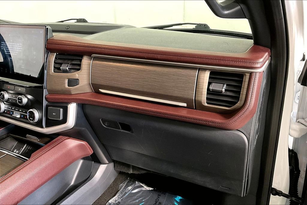 Used 2023 Ford Expedition Max Limited RWD image 16