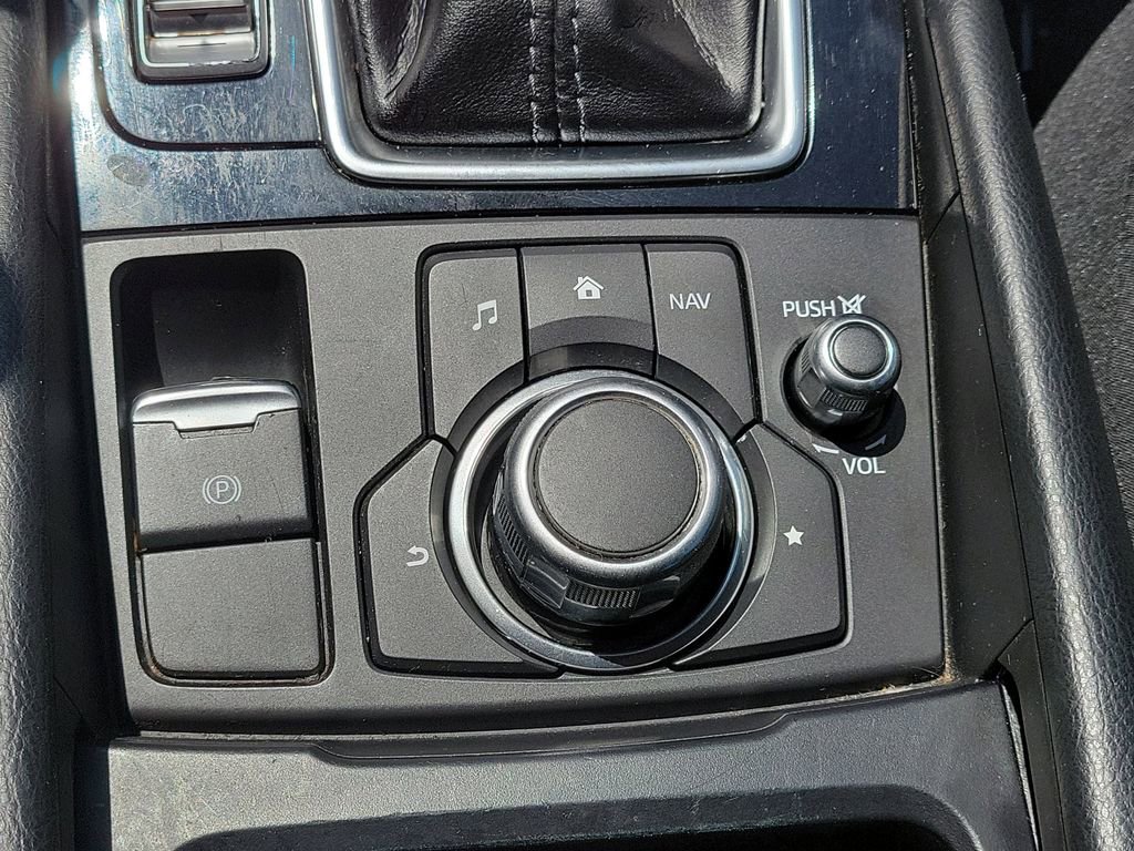 Used 2018 MAZDA MAZDA3 Sport FWD image 24