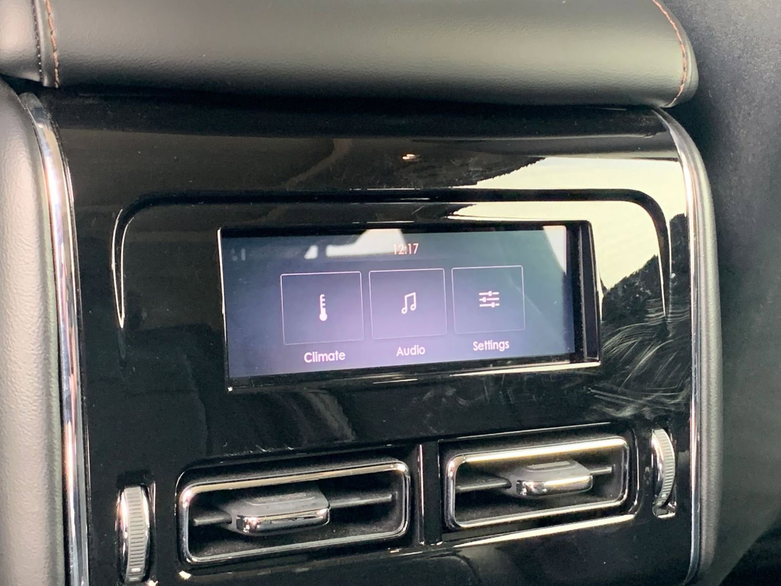 Used 2024 Lincoln Aviator Reserve image 27