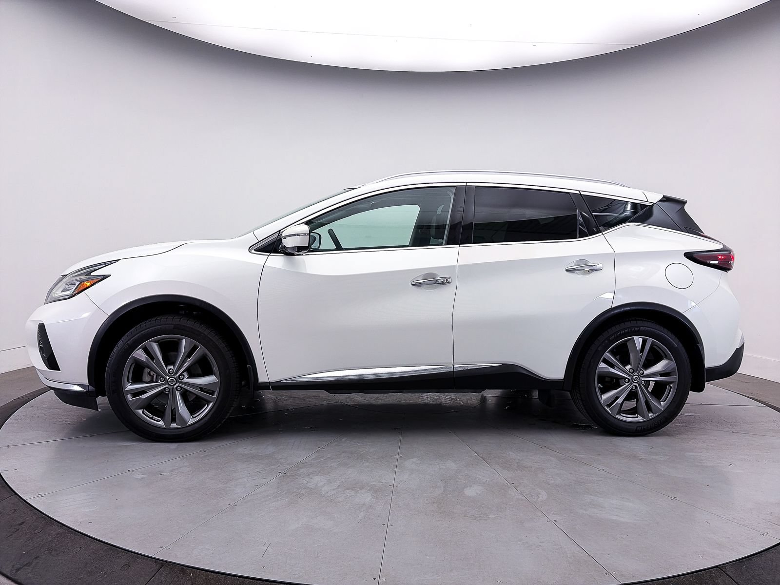 Used 2019 Nissan Murano Platinum w/ Cargo Package FWD image 42