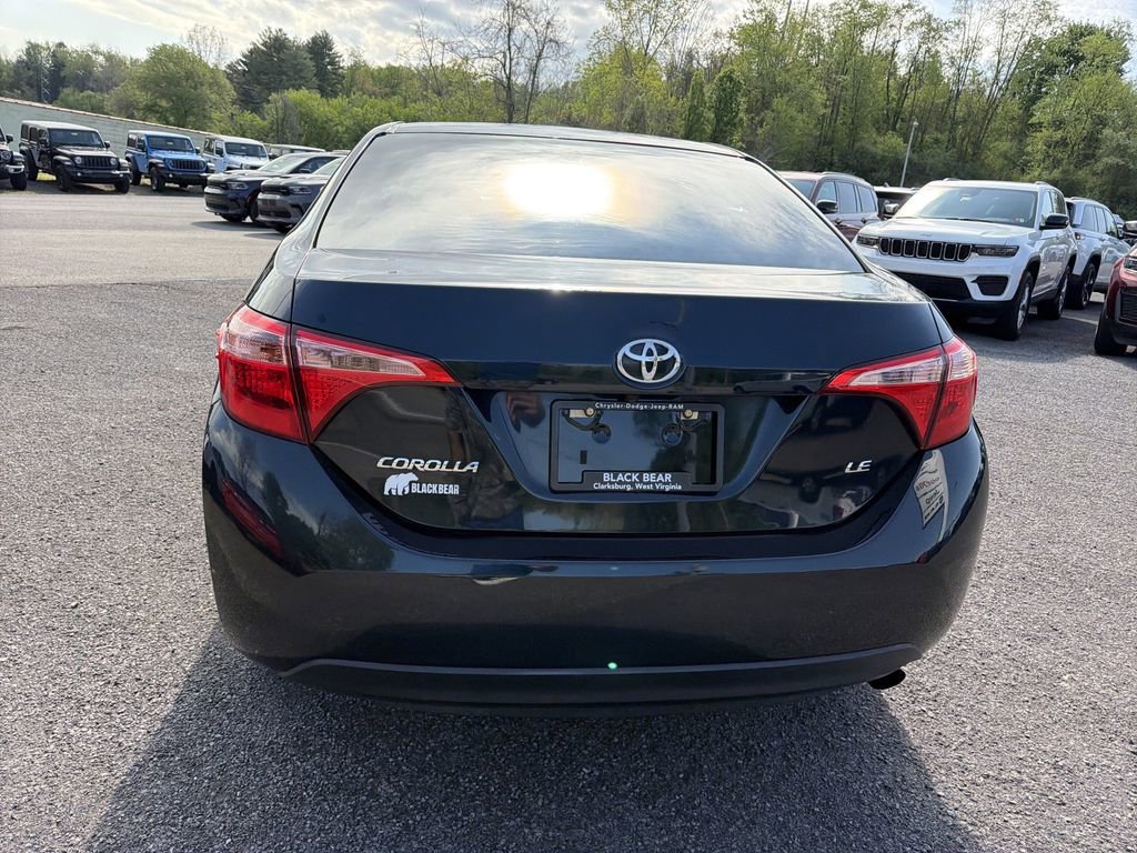 Used 2019 Toyota Corolla LE w/ Carpet Mat Package (TMS) FWD image 5