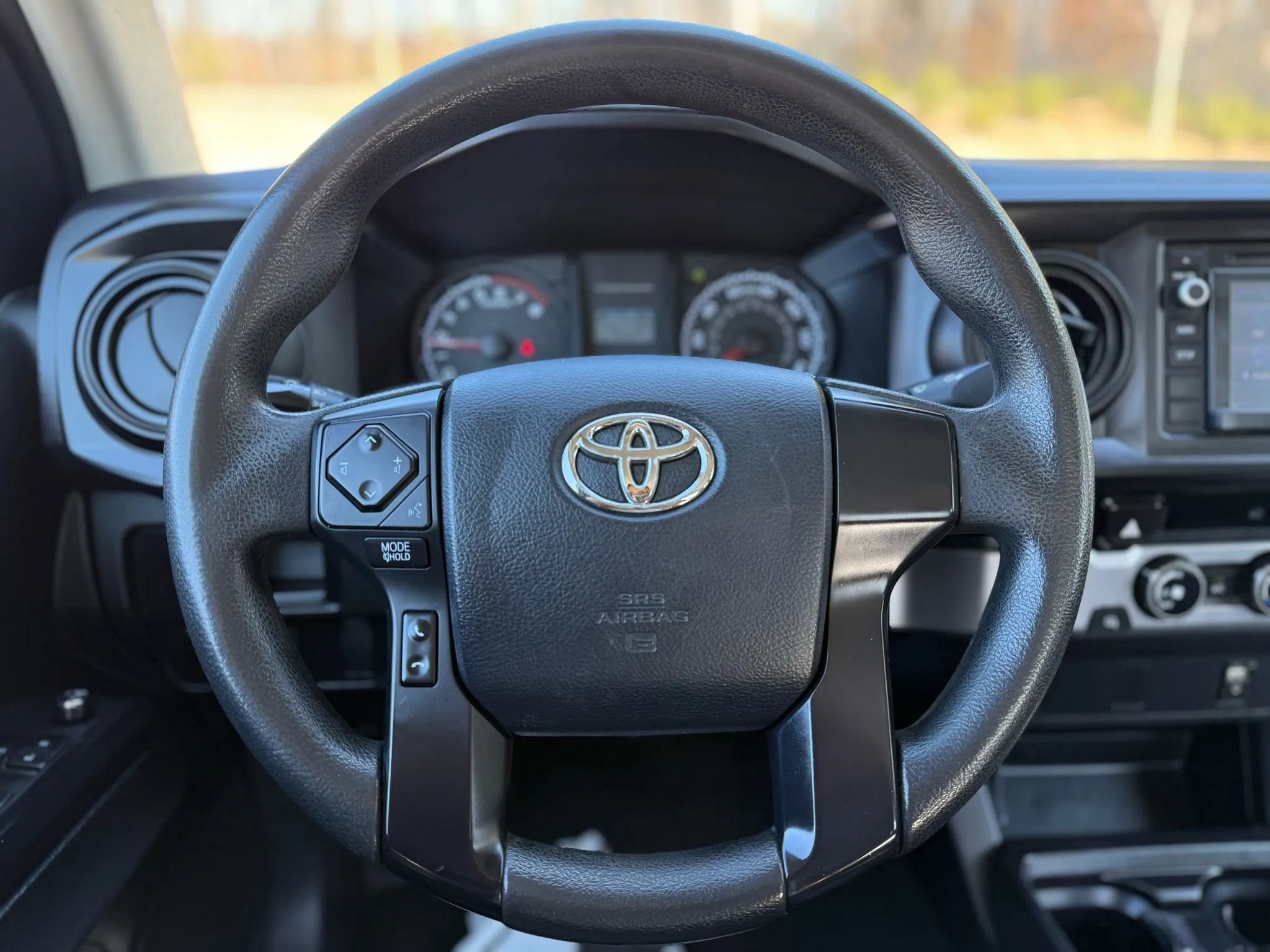 Used 2016 Toyota Tacoma SR image 26