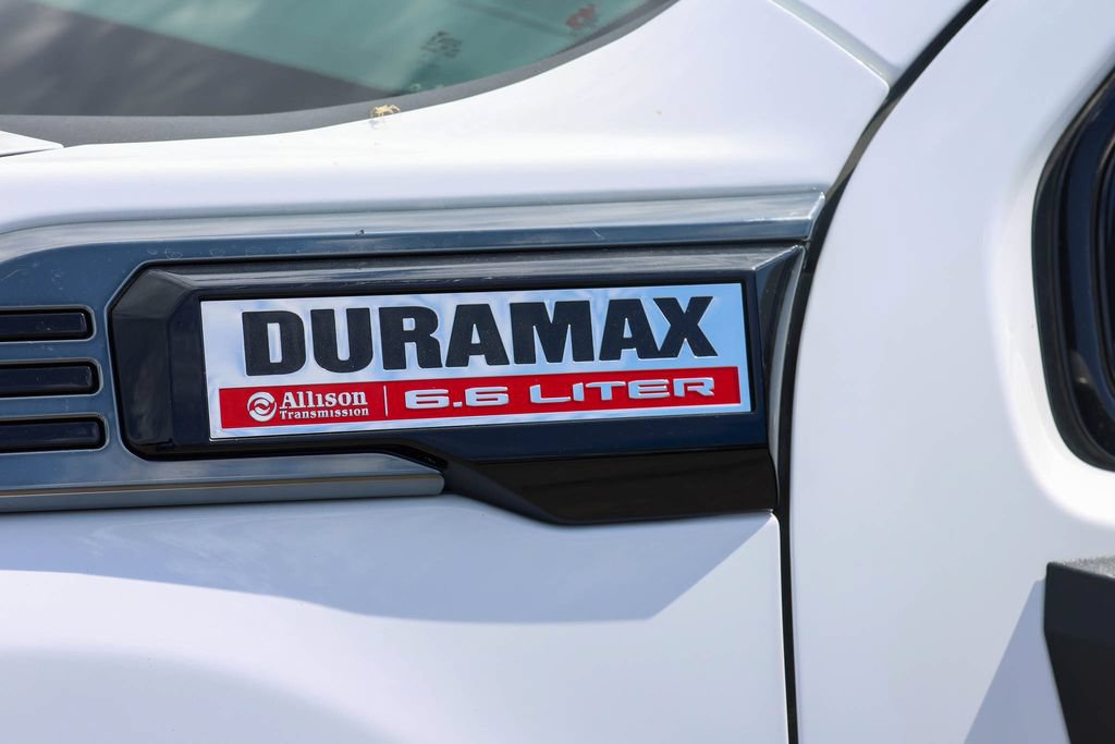 Used 2025 GMC Sierra 2500 AT4 AWD/4WD image 8