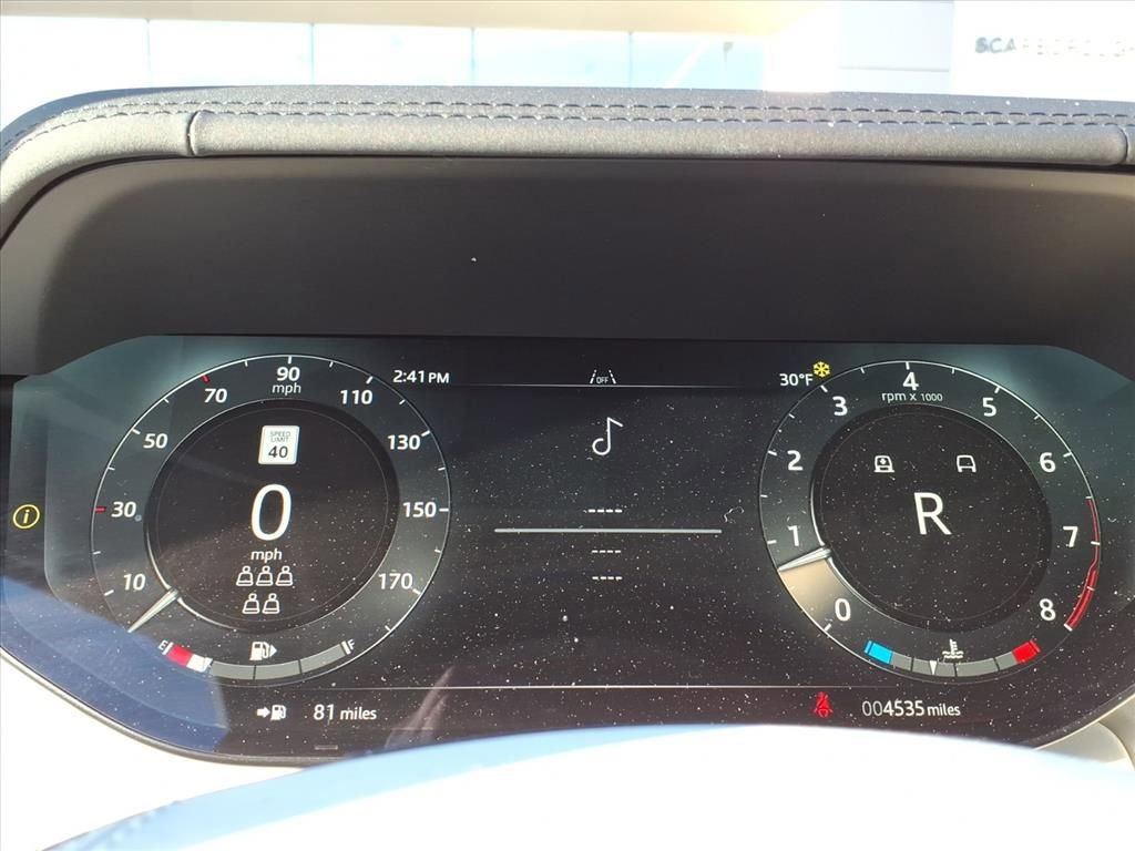 Used 2025 Land Rover Range Rover Long Wheelbase SE image 28