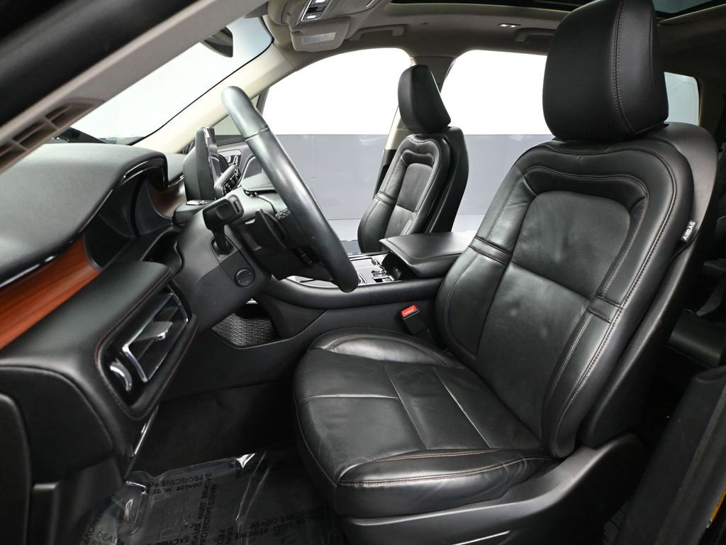 Used 2023 Lincoln Aviator Reserve w/ Class IV Trailer Tow Package image 24